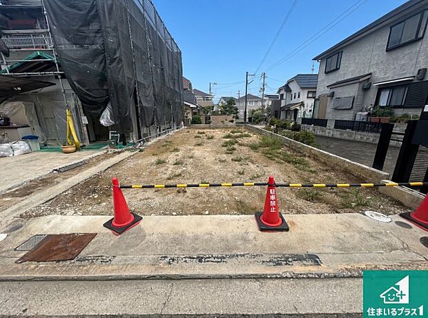【外観】現在建築中！落ち着いた街並みで新生活を始めることが出来そう！周辺の物件も併せてご紹介させて頂きます！