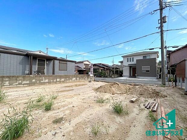 【外観】建築中ですが現地を見ると分かる事もございますので、ぜひ一度現地をご覧ください。