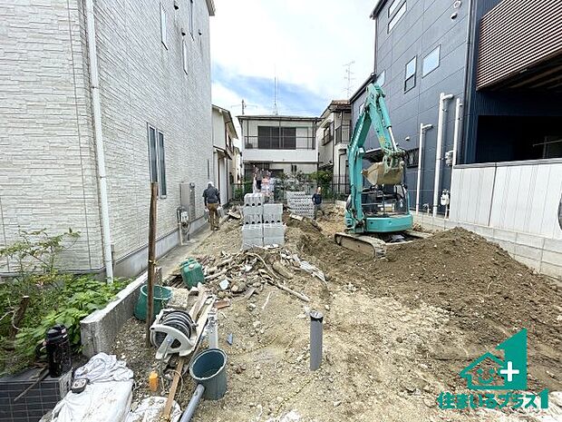 【外観】現在建築中!落ち着いた街並みで新生活を始めることが出来そう!周辺の物件も併せてご紹介させて頂きます!