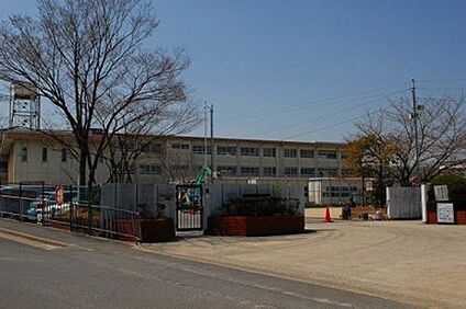 奈良市立三碓小学校 徒歩1200m