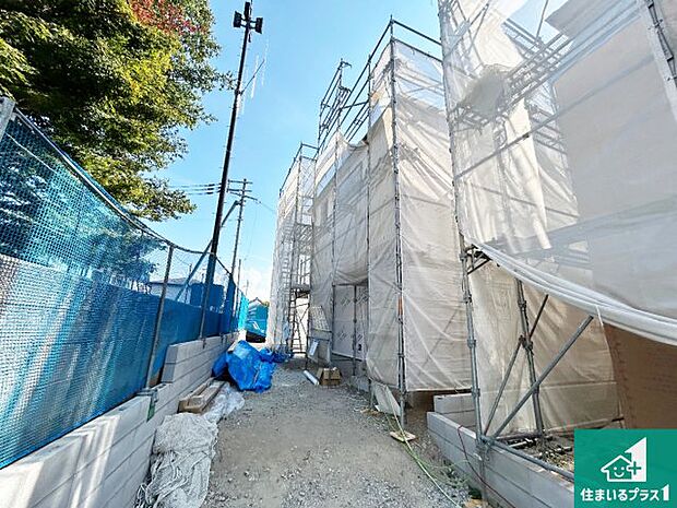【外観】建築中ですが現地を見ると分かる事もございますので、ぜひ一度現地をご覧ください。