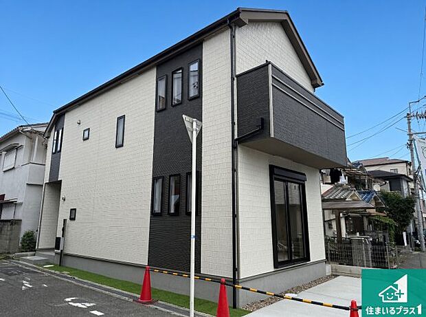 【外観】安心の10年保証!外観を美しく保ち、雨水で汚れを落とします!気になることがありましたら、お気軽にお問い合わせください!