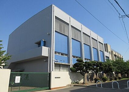 東大阪市立盾津中学校 徒歩1000m
