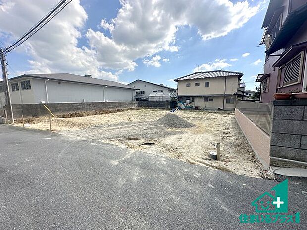 【外観】ご案内の際は現地集合はもちろん、ご自宅の送迎や最寄りの駅迄のお迎え等お気軽にご相談ください。