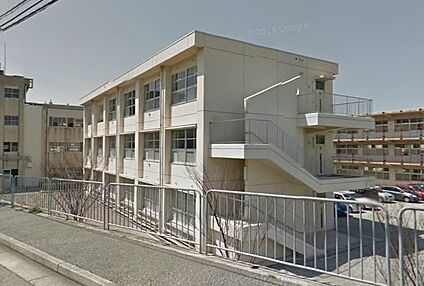 西宮市立山口中学校 徒歩350m