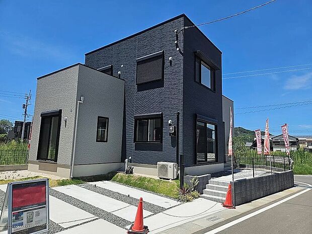 【4号地】駐車並列2台可！