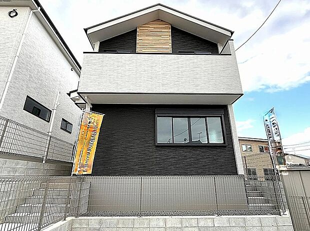 【2号棟】駐車最大2台可！