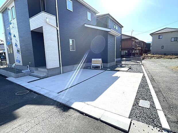 駐車並列2台可！