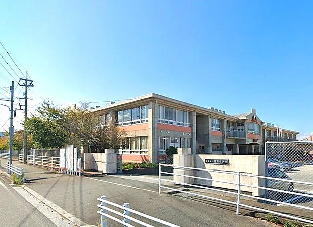飯塚市立椋本小学校（約2,500m）