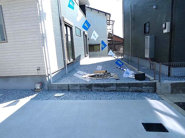 【庭】ちょっとしたお庭付き！