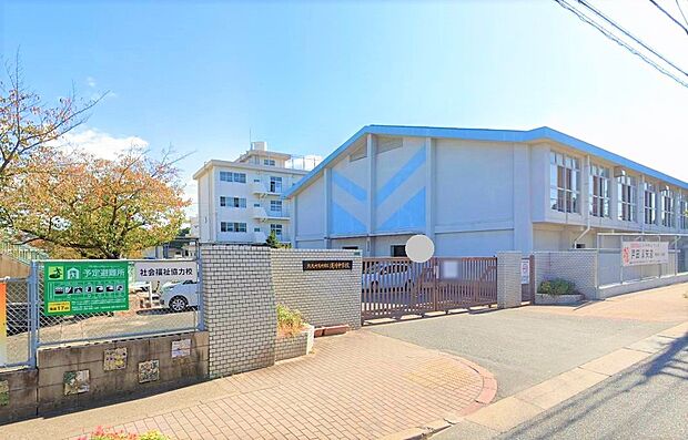 北九州市立浅川中学校(約1,900m)