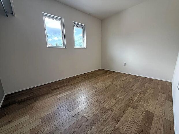 【洋室】2階全居室6帖でどのお部屋も使い勝手がいいですよ!