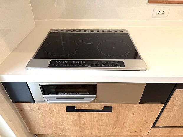 【キッチン】お掃除楽々、安心安全のIHクッキングヒーター♪