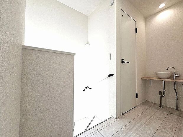 【【2号棟】2階カウンター手洗い】2階に手洗いがあると便利！