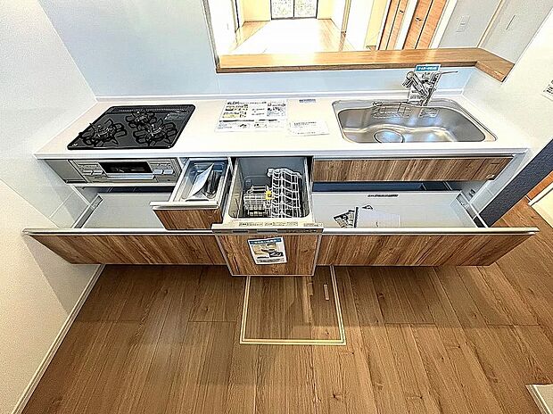 【【2号棟】キッチン】家事効率UPの強い味方、食洗機付き!