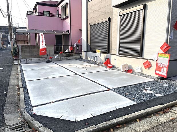 【駐車場】駐車並列3台可能で来客時や将来も安心♪