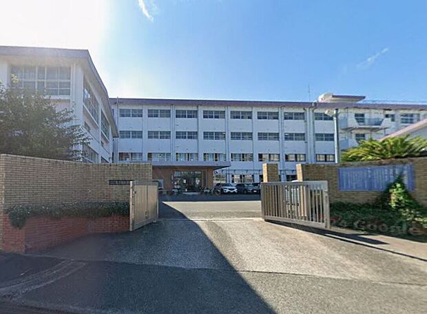 北九州市立南曽根中学校（約2,700m）