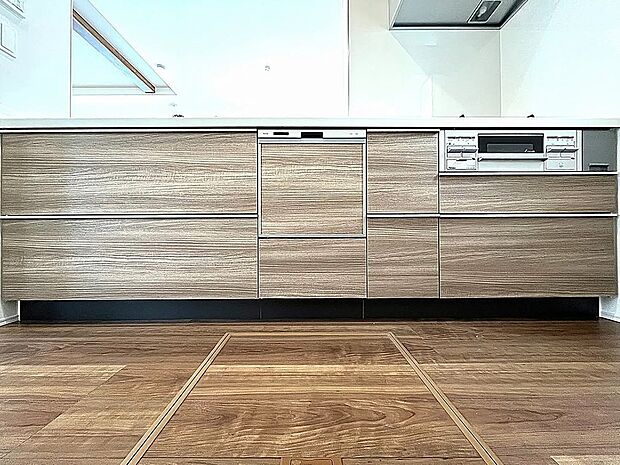 【【1号棟】キッチン】木目調のお洒落なキッチン！