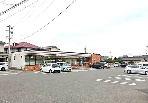 セブンイレブン須恵新原店(約462m)