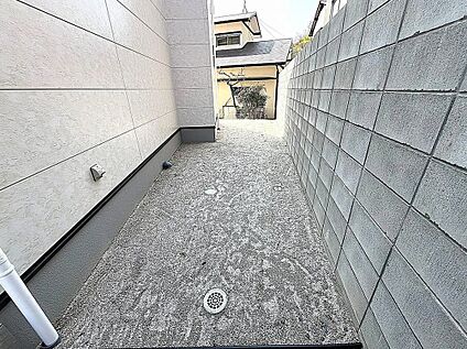 【1号棟】庭スぺース