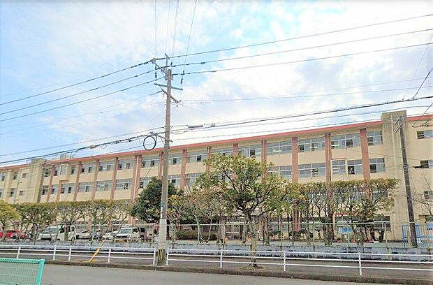 福岡市立壱岐中学校（約1,100m）