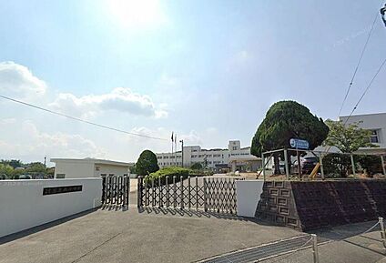 志免町立志免南小学校 700ｍ(徒歩9分)