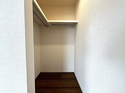 【2号棟】ウォークインクローゼット