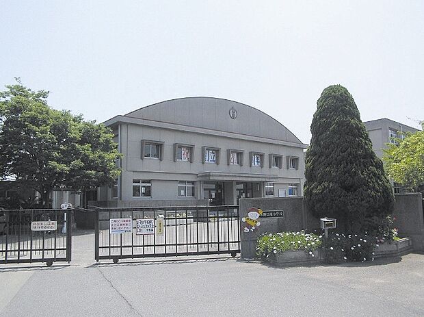 加古川市立野口南小学校(約630m)