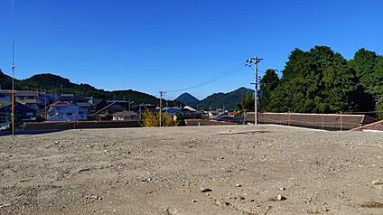 現地５６号地から三上山方面の眺望（2025年10月）撮影