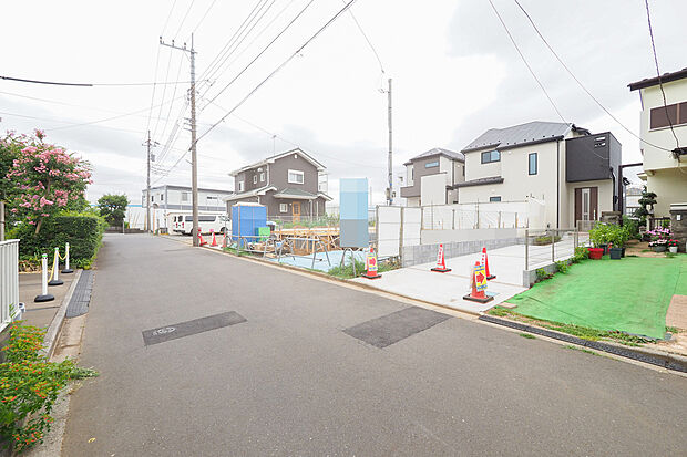 車通りが少ない閑静な住宅地に誕生した新築住宅をご紹介。
