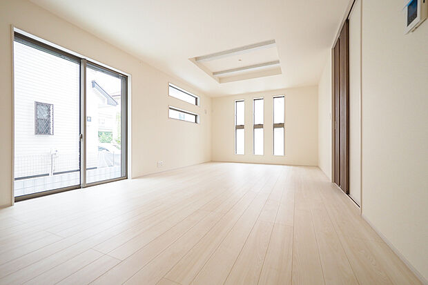 【LDK】■LDK/ご家族団らんの空間が広がるLDKは約20帖の広々空間