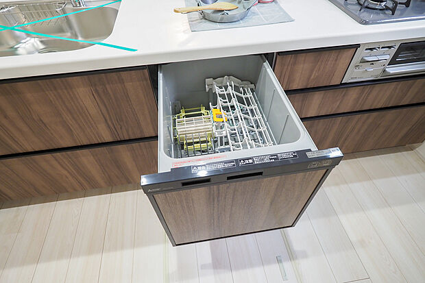 【食洗機】食洗機／お料理の後片つけをきちんとサポートするビルトインタイプの食器洗い乾燥機です。