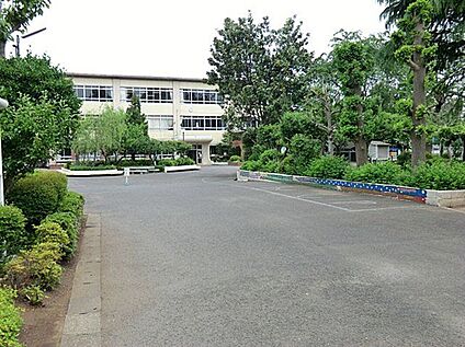 東村山市立東萩山小学校 637m