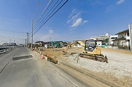【前面道路含む現地写真】
