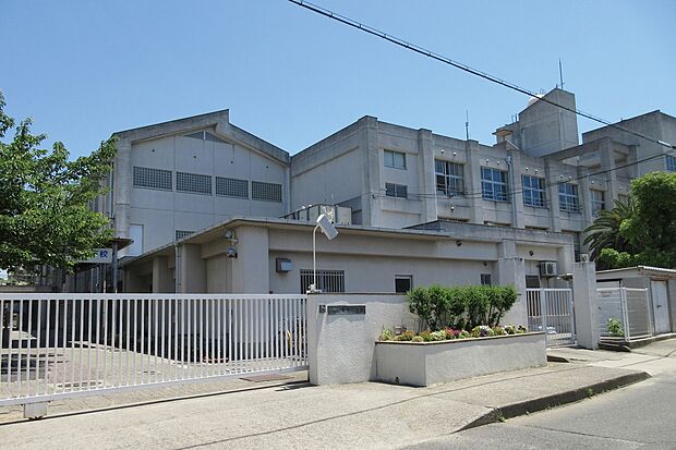 岸和田市立東光小学校