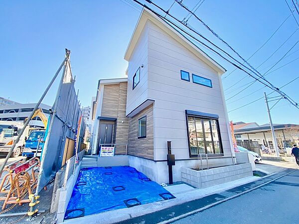 がっちりした骨組で安心♪保険により万が一の瑕疵(欠陥)補修費用を１０年間サポート！１０年保証付きの新築一戸建です♪