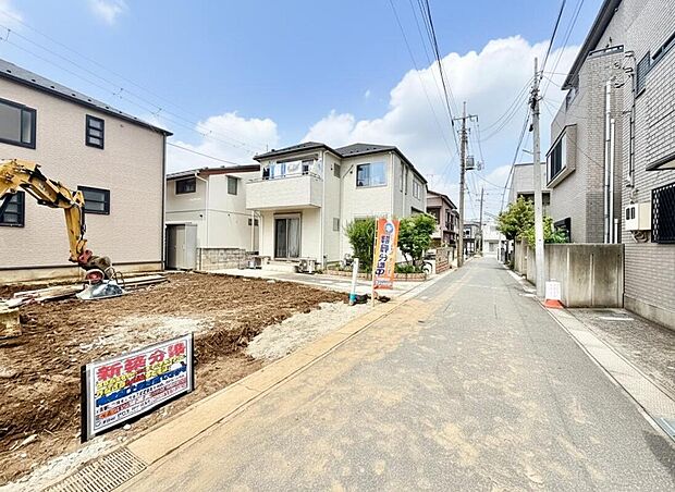 【前面道路含む現地写真】現地前面道路