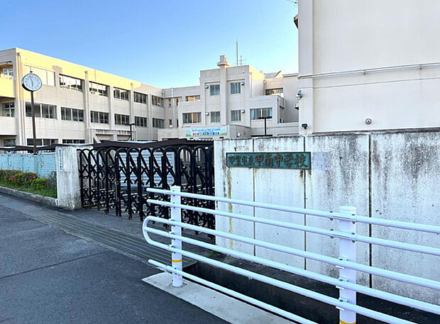 甲南中学校（約1,120m）