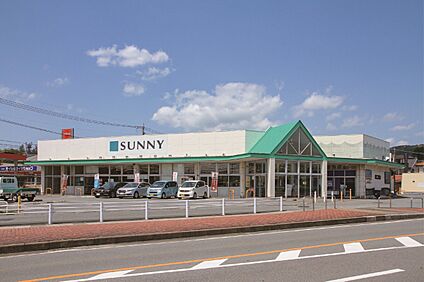 サニー須惠店 970m～1120m(徒歩13分～14分)