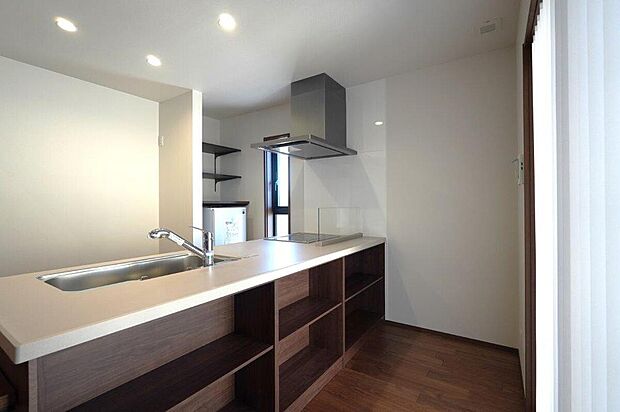 【No.5 モデルハウス キッチン】