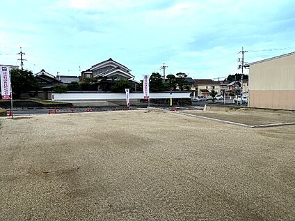 ■現地写真（敷地南側から北方向）