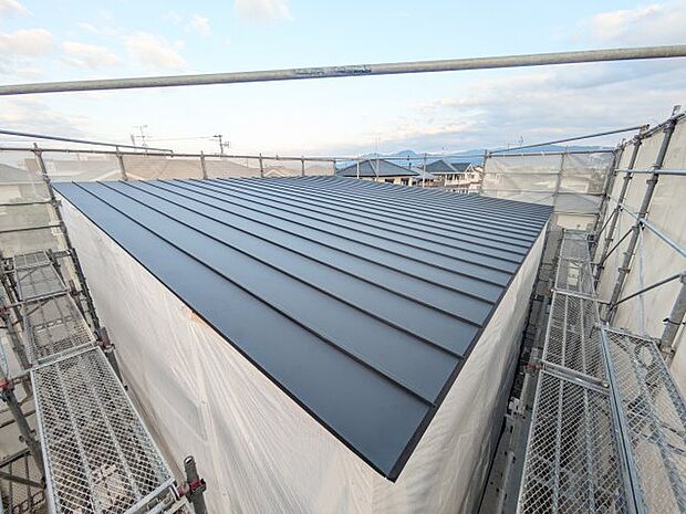 只今、建築中! 足場が組まれています。 2025年11月20日現在の現地写真です!