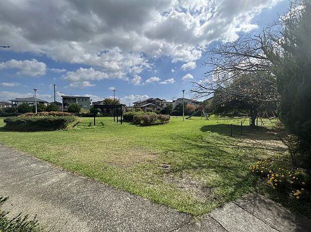 御幸笛田一丁目公園