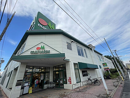 マルエツ西新井店 1600m