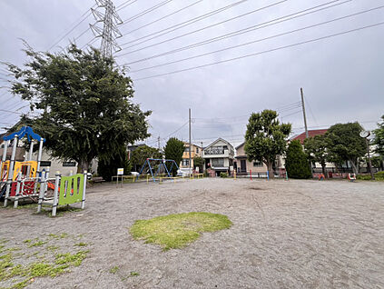 練馬区立関町すずしろ公園 595m