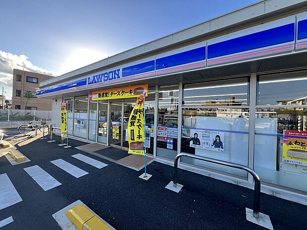 ローソン川口石神店（約274m）