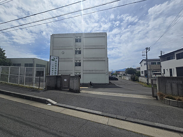 藤沢市立御所見小学校（約350m）