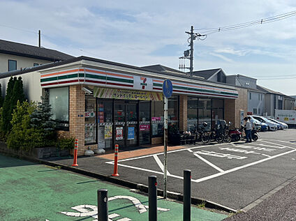 セブンイレブン横浜栄桂台南1丁目店 800m