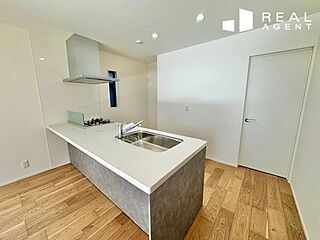 -REAL AGENT STYLE-　本天沼3丁目　新築2階建て その他