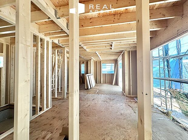 【現地撮影】子育て環境にぴったりな閑静な住宅地で、ご家族と一緒にのどかな暮らしを過ごしませんか?